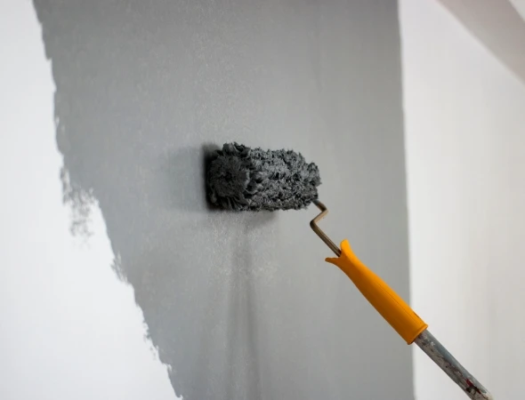 Drywall repair and paint touch-up services in Valley Stream NY – seamless blending and wall restoration.